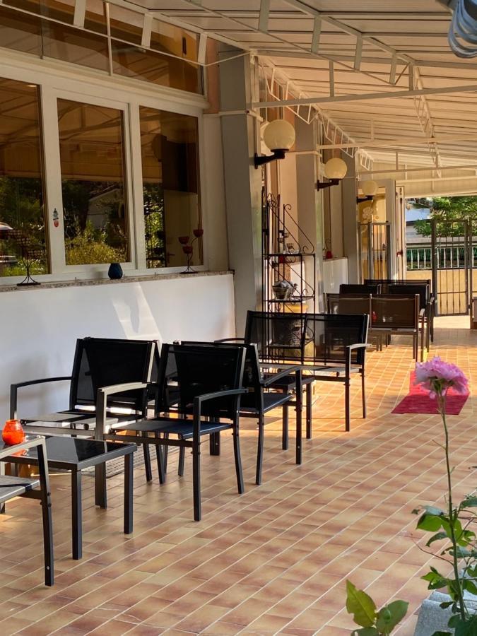 Hotel Rosapineta - Adults Only ลินญาโน ซับเบียโดโร ภายนอก รูปภาพ