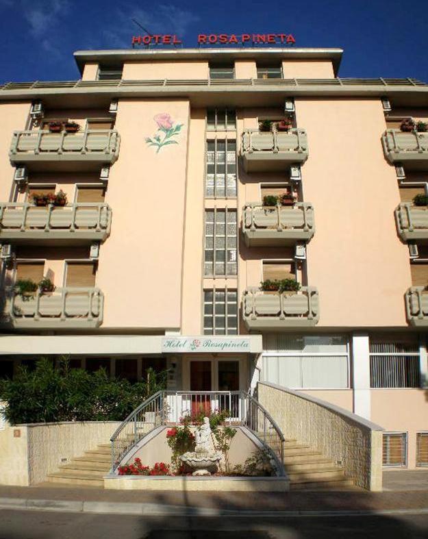 Hotel Rosapineta - Adults Only ลินญาโน ซับเบียโดโร ภายนอก รูปภาพ